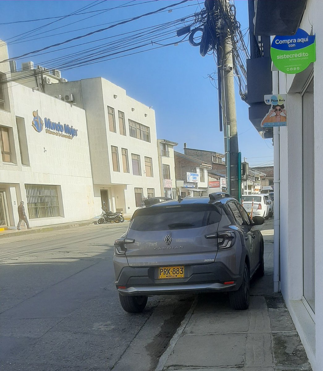 Mal parqueado en <a href="/PopayanCO/">popayanco</a> 
<a href="/AlcaldiaPopayan/">Alcaldía de Popayán</a> 
<a href="/TransitoPopayan/">Tránsito Popayán</a> 
<a href="/PopayanTW/">Twiteros de Popayán</a> 
<a href="/radio1040am/">Radio Mil40 AM Popayán</a>