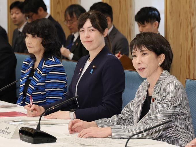 Oq0iQ's tweet photo. 全国弁連と日本基督教団系牧師は旧統一教会信徒をターゲットに5000人近くを拉致監禁し『脱会ビジネス』（高額請求）をしている
また解散させる為に陳述書を捏造し書き換える文科省（前石破政権）の姿を国民の殆どは知らない
この隠されている闇を高市政権はぜひ見抜き『信教の自由』を確保してほしい https://t.co/0BUhQYqaSb