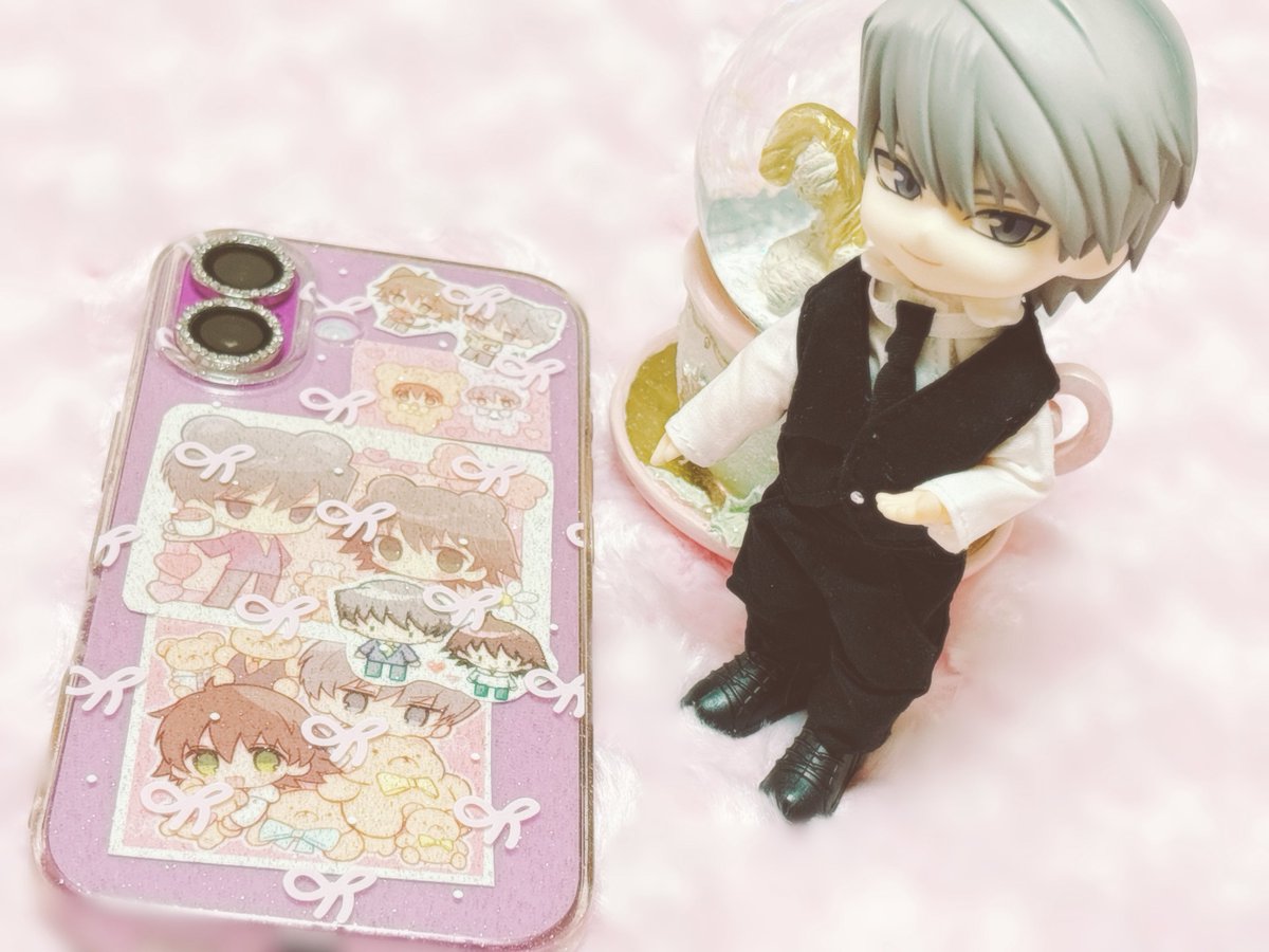 騒音さんのネップリ印刷させていただいた〜！
すごく可愛い︎です💕︎︎💕︎︎💕︎
こんなに可愛いイラストを手元で愛でられる幸せをありがとうございます(TT)

(🧸<a href="/jrumnotk/">騒音</a>)