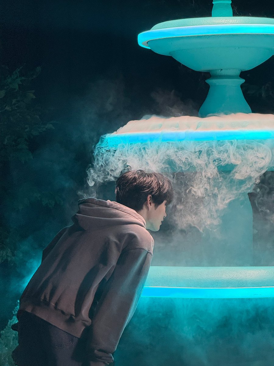 자동급수기 기웃거리는 호기심 가득 햄냐이👀