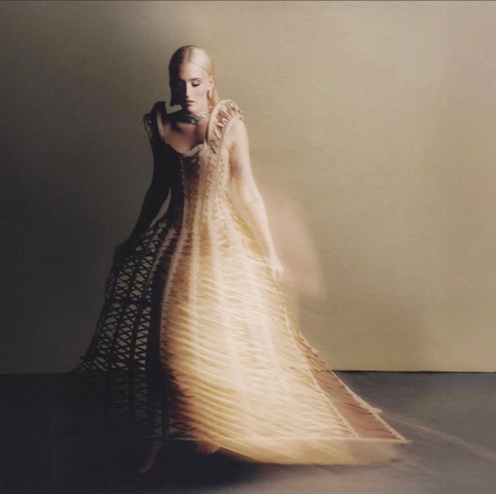 IT Parade tweet media