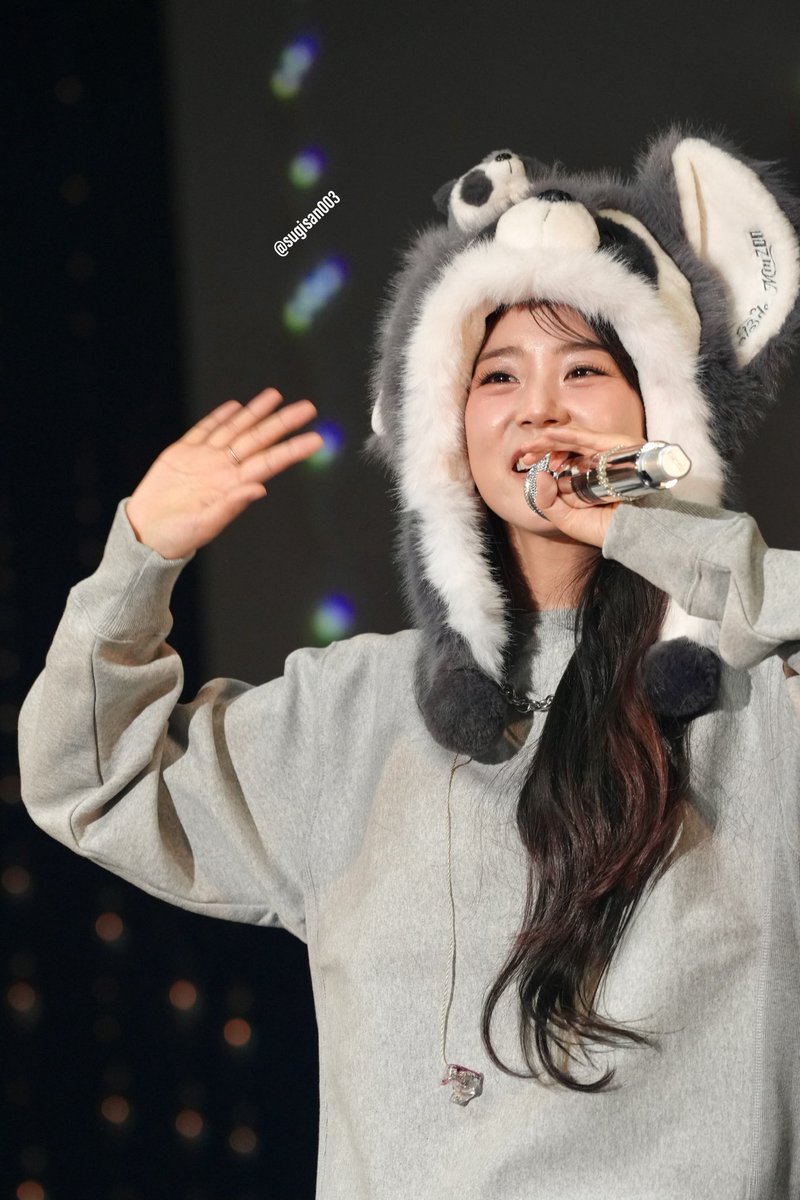 20290214 2026 Han Seung Yeon Valentine Fanmeeting: fanSY with Love at TFTホール1000 😳
#KARA #카라 #カラ #KAMILIA #승연 #한승연 #スンヨン #SeungYeon #韓昇延 #fanSY
