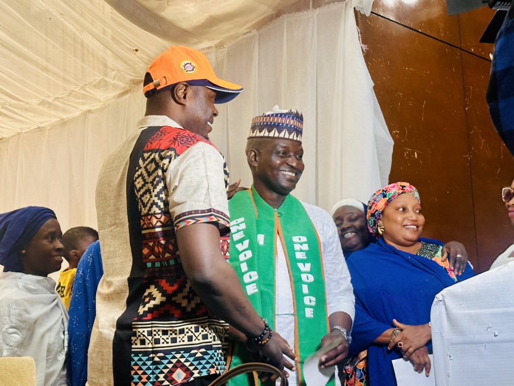 kinggadaff's tweet photo. Last Sunday, I attended the special prayer for His Excellency Mallam Abdulrahman Abdulrazaq and inauguration of One Voice For Kwara Youth Forum coordinators across 16 LGAs of Kwara State.

Kudos to the organizers led by Comrade Ahmad Abdulrazaq Olaide Gbangba. https://t.co/Yqckt2GS8a