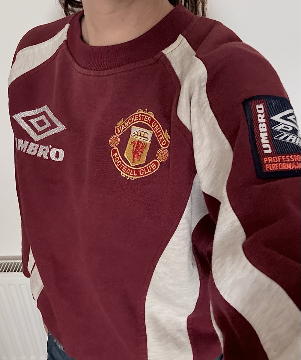 Anna 🐝🔴⚽️ tweet media