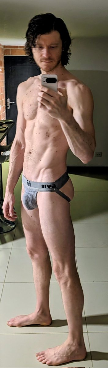 WarrenKener's tweet photo. Undress me everywhere 🦖 https://t.co/vTSiZIxiqt