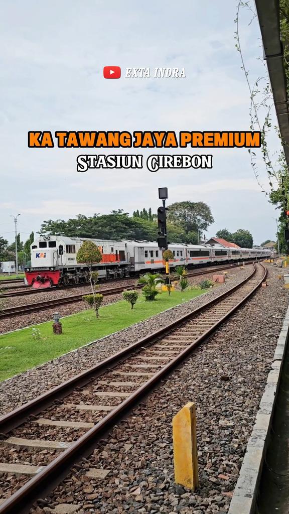 extachima's tweet photo. Kereta Api Tawang Jaya Premium tiba di Stasiun Cirebon CN

Rute KA Tawang Jaya Premium :
Pasar Senen
Jatinegara
Bekasi
Cikarang
Cirebon
Brebes
Tegal
Pemalang
Pekalongan
Weleri
Semarang Tawang

Tonton video lengkap di Facebook Exta Indra
Atau klik link :
https://t.co/Pl7t69lzRb https://t.co/bylOX3gSLl