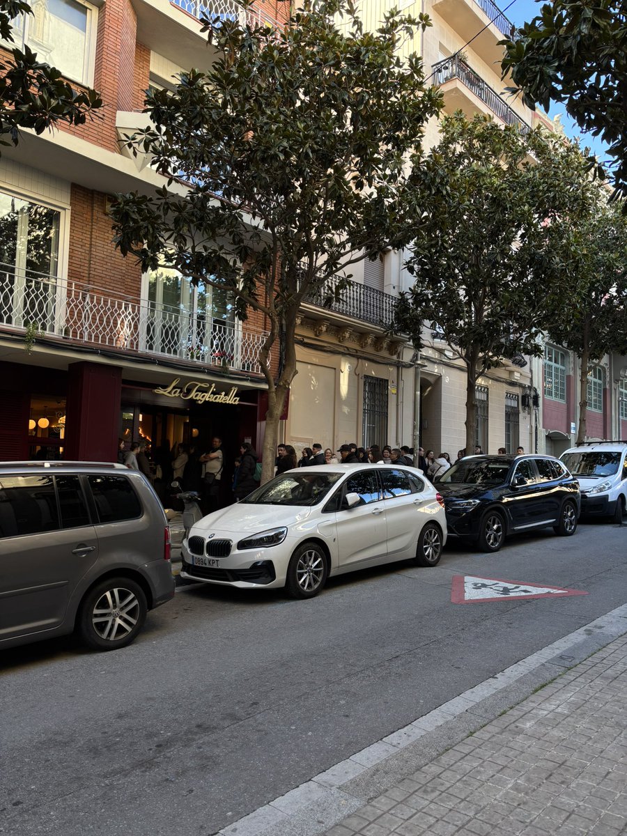 lvstnfound's tweet image. confirmo que esta foto no es ia