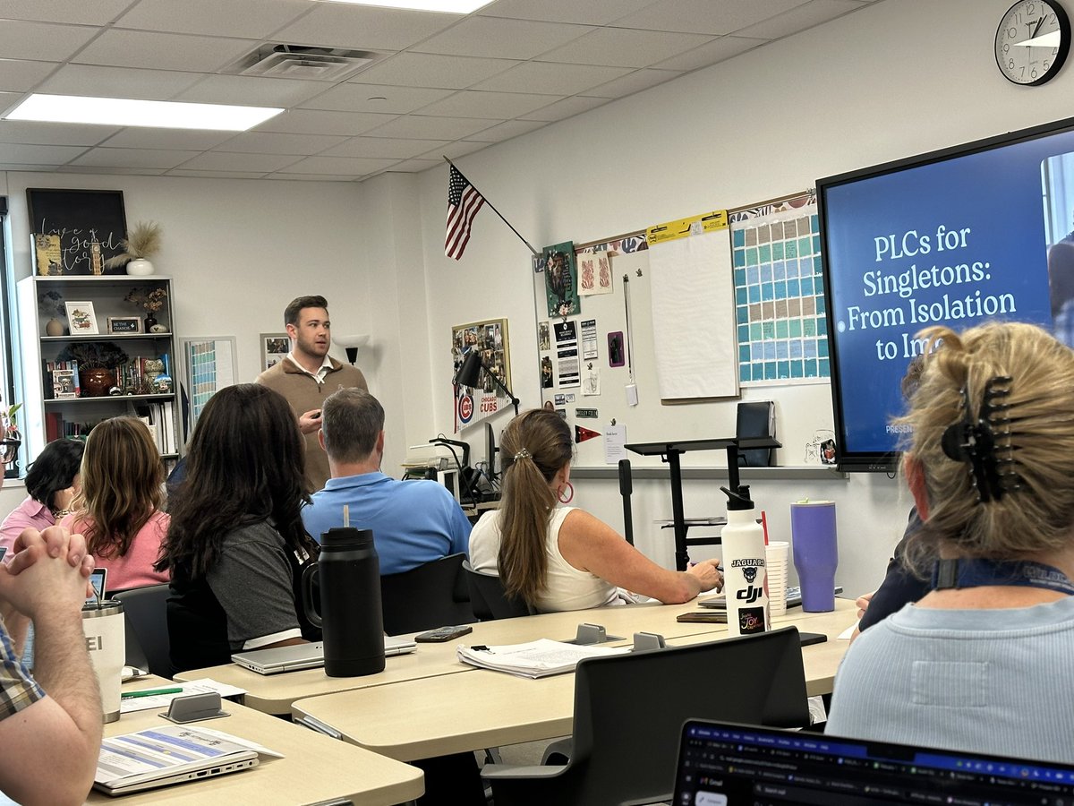 Dustin Toth tweet media