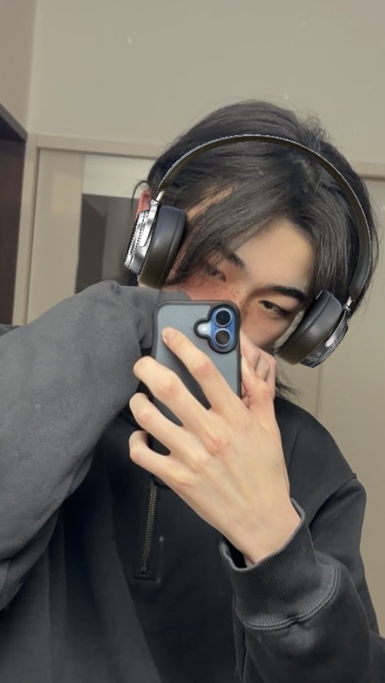 成瀬 tweet media