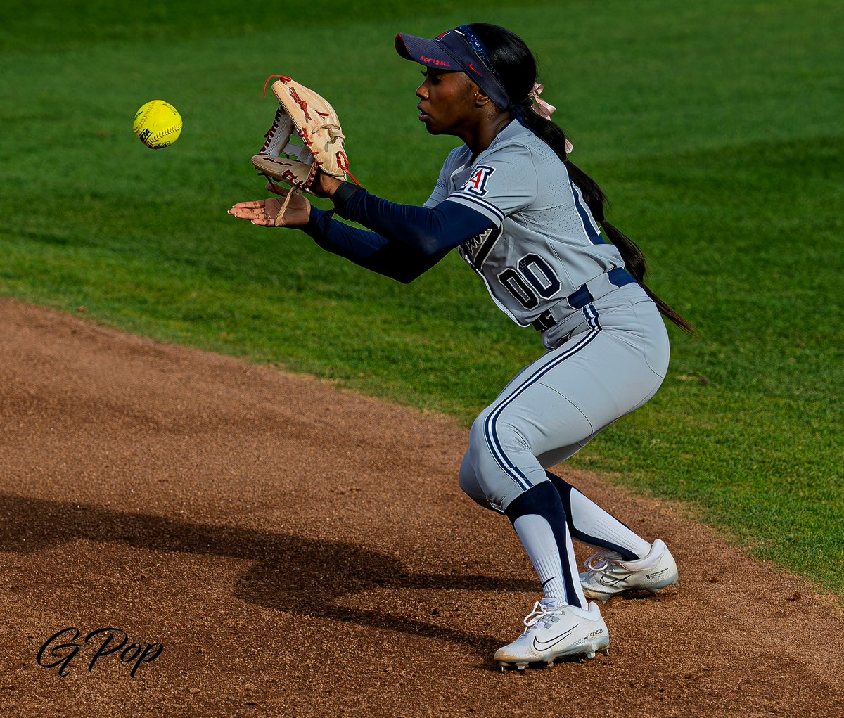 JavierJMorales's tweet image. .@RCCerv offers a recap of No. 15 Arizona upset by Coastal Carolina at Hillenbrand in the Bear Down Fiesta. The teams have a rematch today at 2:30 p.m.

Recap - allsportstucson.com/2026/02/14/no-… 
---