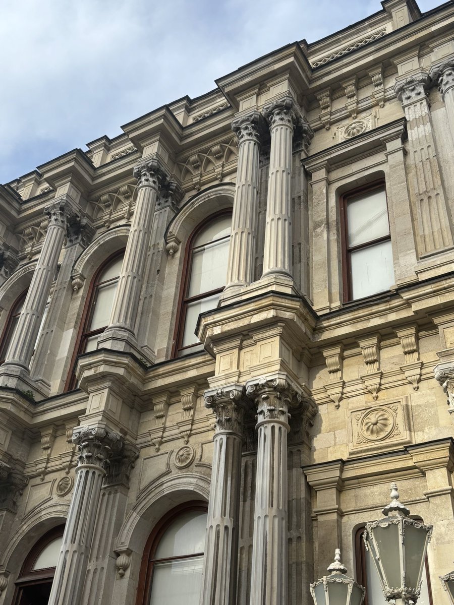 sarayımda bi gün
beylerbeyi🕯️✨🧚🏼