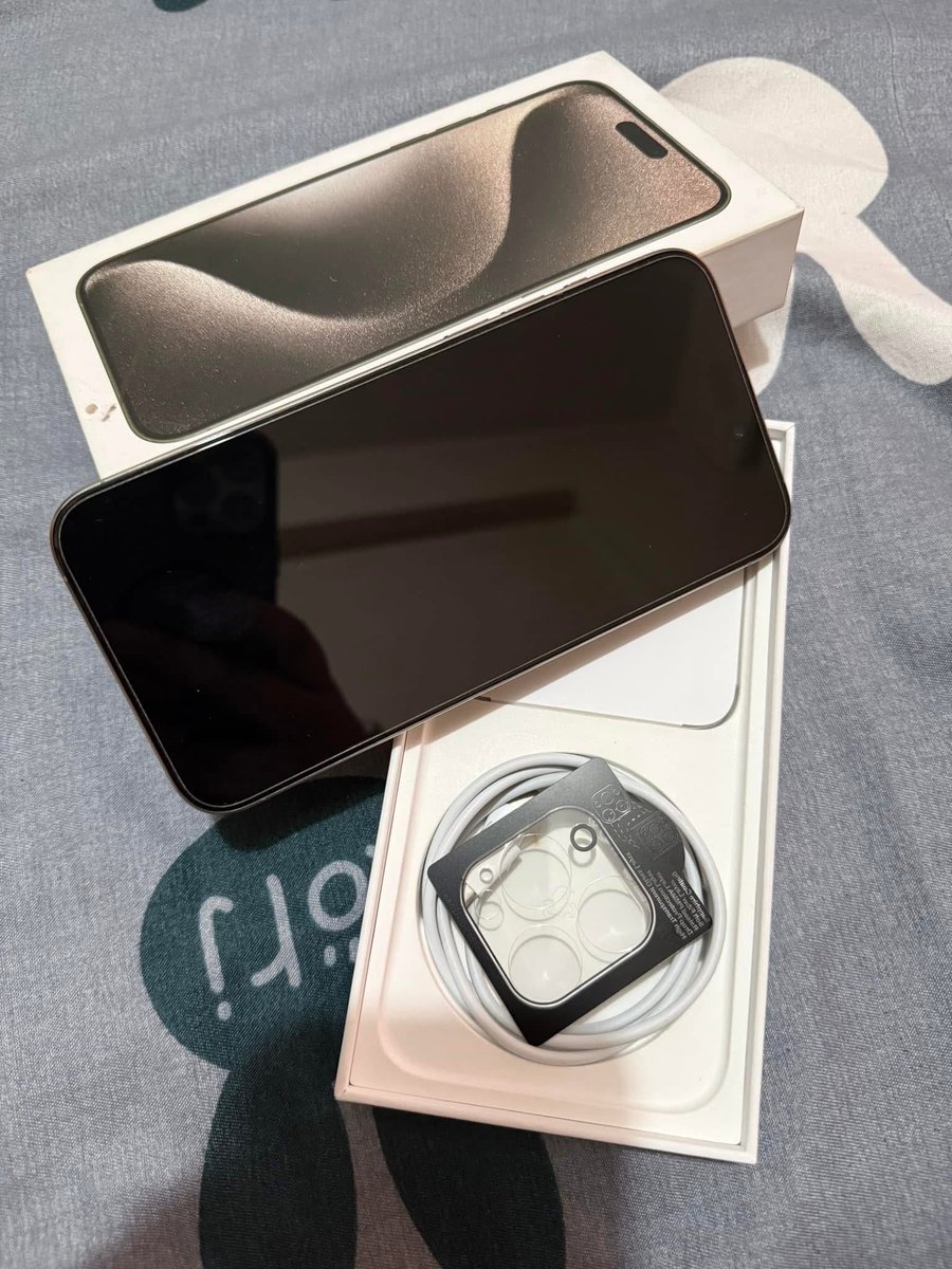 jeonscartph's tweet photo. WTS | LFB 
IPHONE 15 PRO MAX 512GB 

94% BH 
Natural Titanium 
With Box, Brand New Charging Cord and Accessories from Box 
No scratches/dents
Only used for 3 months 

Freebies: Cases + Spigen Screen Protector

RFS: Upgrade 
NO SIM RESTRICTION

qc mnl ph for sale phone https://t.co/Ia7fJXxlXZ