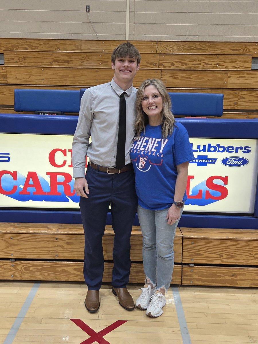 CheneyBball's tweet image. Yesterday Sr night at  Cheney for these 3 Sr's. We started a new tradition where the player ask a teacher/ coach if they would wear their name and number T shirt for the day. The person they ask would be someone who has impacted their life in a positive way.  Super proud Coach