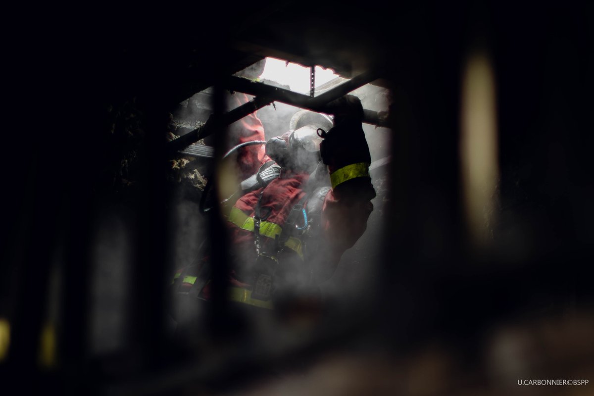 PompiersParis tweet media