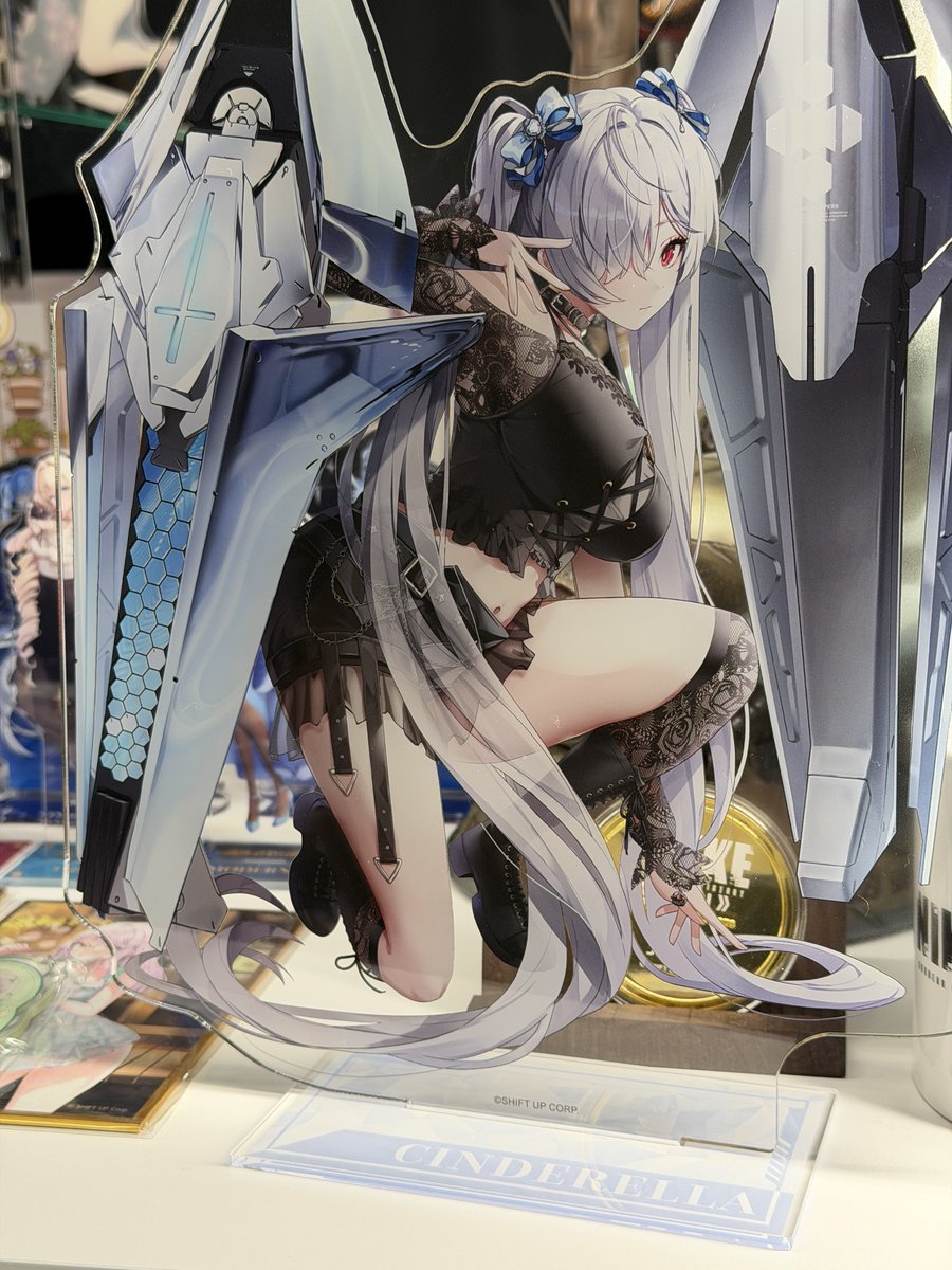 ローソンコラボアクスタも届いたので開封！ でっか！😳 アクスタ用収納