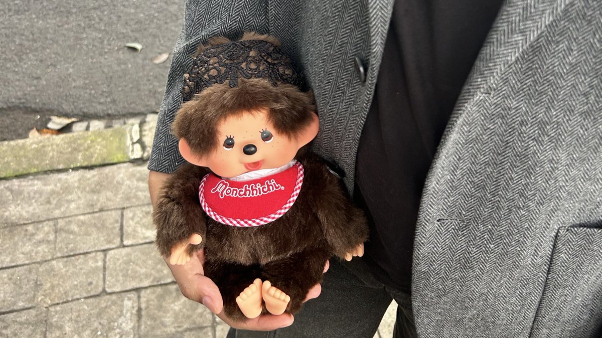monchiffy's tweet photo. val’s day dinner with chhichi (nom nom) https://t.co/s0g9l7iU0W