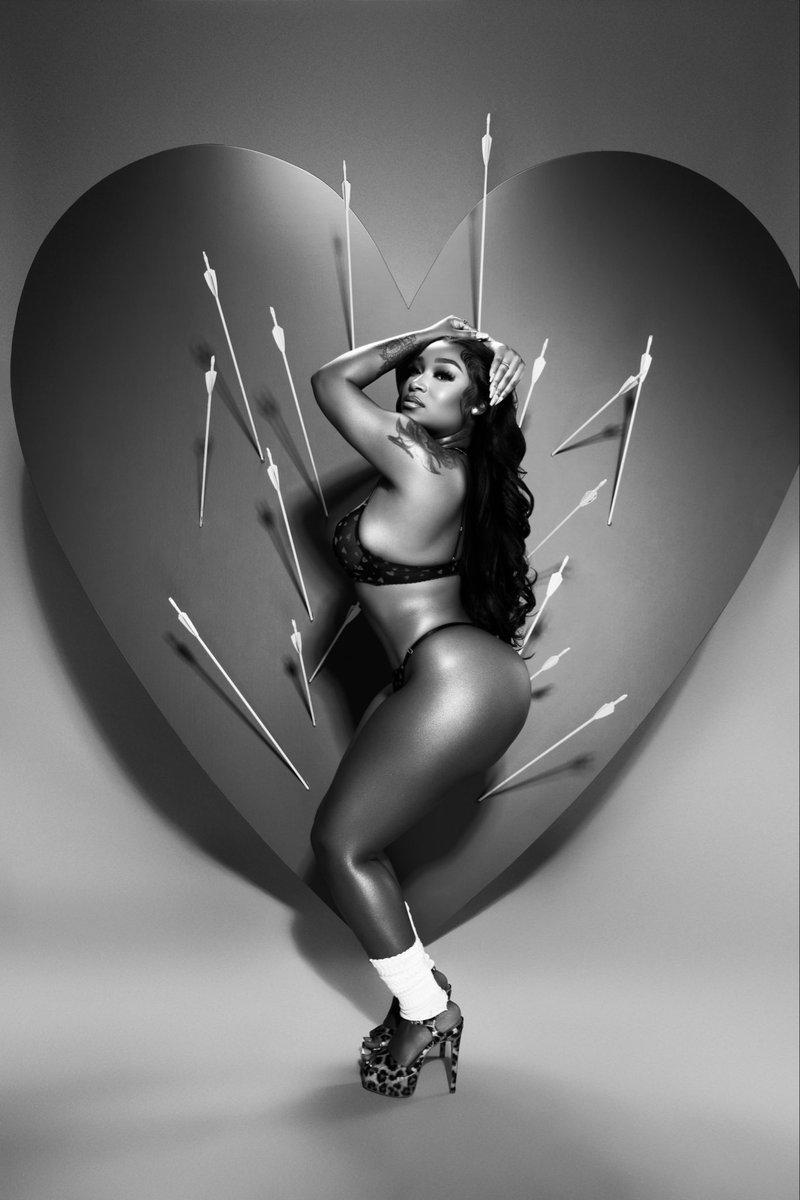 FLOW QUEEN 🍒 tweet media