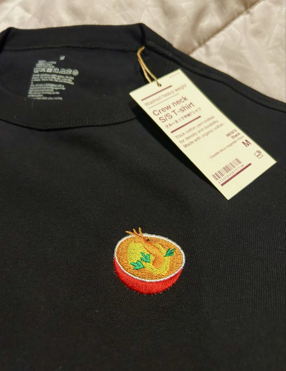 バンコクの 無印良品 でタイ限定モチーフの
刺繍ができるの知ってる？👀🇹🇭✨

ゾウ🐘やトゥクトゥク🛺、
タイらしいデザインがずらり🧵🎨

旅の記念にも、お土産にも、自分用にも…
これは可愛い🥹🫶

※受取までの所要日数に注意📢⚠️
🛍️ Samyan Mitrtown 店は所要日数が短め◎