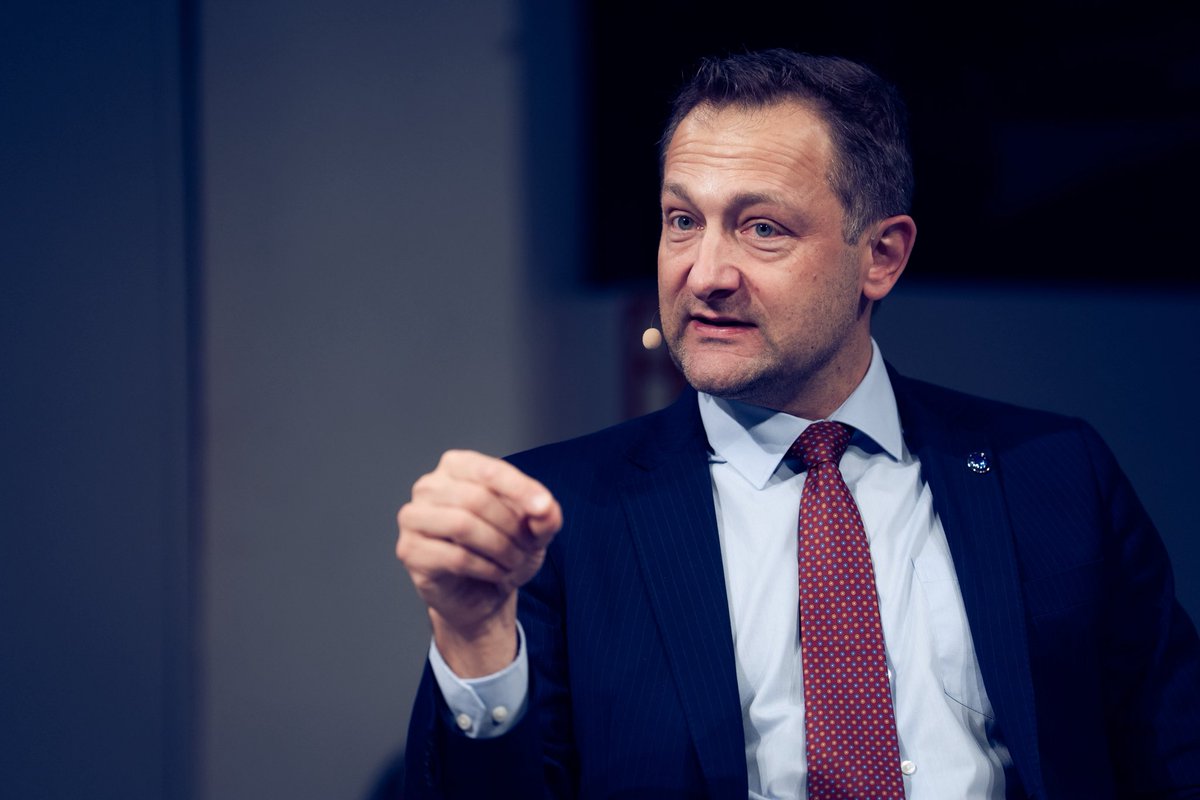 Christophe Hansen tweet media