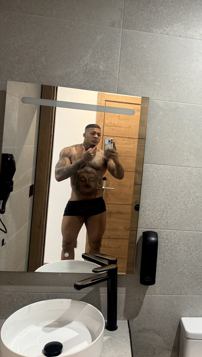 Feliz san Valentin 💌❤️ onlyfans.com/elzorro_ftt