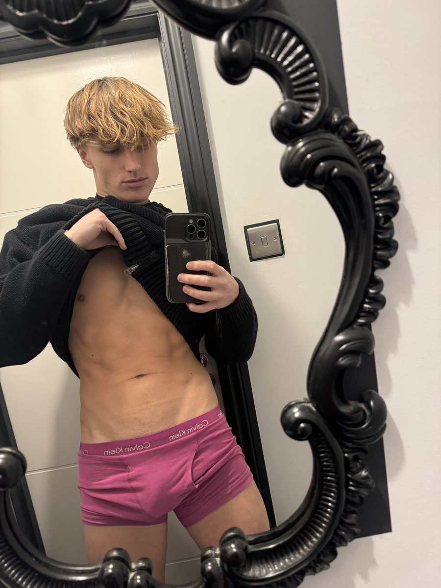 Oliver D tweet media