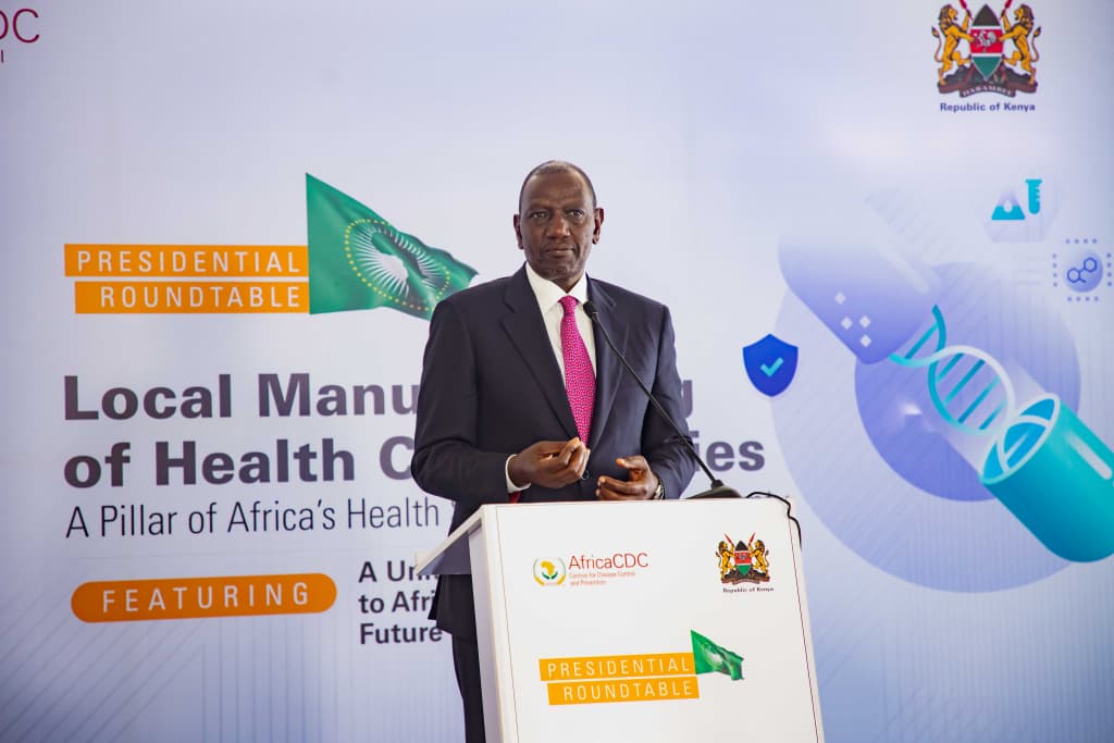 Dr_JeanKaseya's tweet photo. Today marks a defining step for Africa’s health sovereignty. African leaders have united behind a clear commitment: to produce at least 60% of Africa’s health products locally by 2040, and to fully operationalize the African Pooled Procurement Mechanism.

I commend H.E. @WilliamsRuto, PhD, @_AfricanUnion Champion on Local Manufacturing, for his leadership in advancing this agenda. The Extraordinary Summit on Local Manufacturing in Nairobi in 2026 must accelerate implementation and translate political will into concrete results.

Africa CDC will play its full part, driving implementation, strengthening partnerships, and supporting delivery at scale.

🔗 Read the full Declaration: https://t.co/huRRRZVAsK

---------

Aujourd’hui marque une étape déterminante pour la souveraineté sanitaire de l’Afrique. Les dirigeants africains se sont unis autour d’un engagement clair : produire au moins 60 % des produits de santé de l’Afrique localement d’ici 2040 et rendre pleinement opérationnel le Mécanisme africain d’achats groupés.

Je félicite S.E. William Samoei Ruto, Champion de l’Union africaine pour la fabrication locale, pour son leadership dans l’avancement de cet agenda. Le Sommet extraordinaire sur la fabrication locale à Nairobi en 2026 devra accélérer la mise en œuvre et traduire la volonté politique en résultats concrets.

Africa CDC jouera pleinement son rôle — en pilotant la mise en œuvre, en renforçant les partenariats et en soutenant la mise en œuvre à grande échelle.