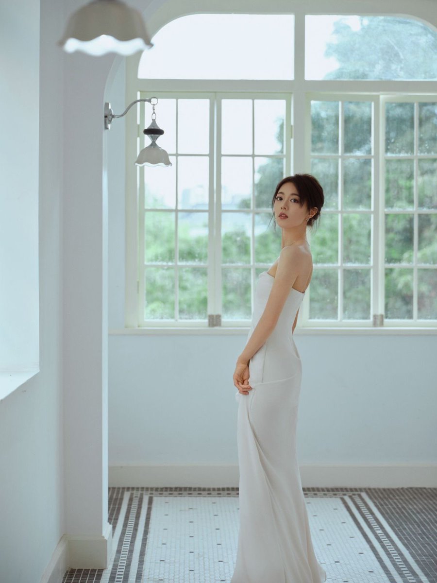 MEWANGIMU's tweet photo. All of the dresses i wear is designed by my lovely sister, Rayuh! https://t.co/1QIMZCFpCu
