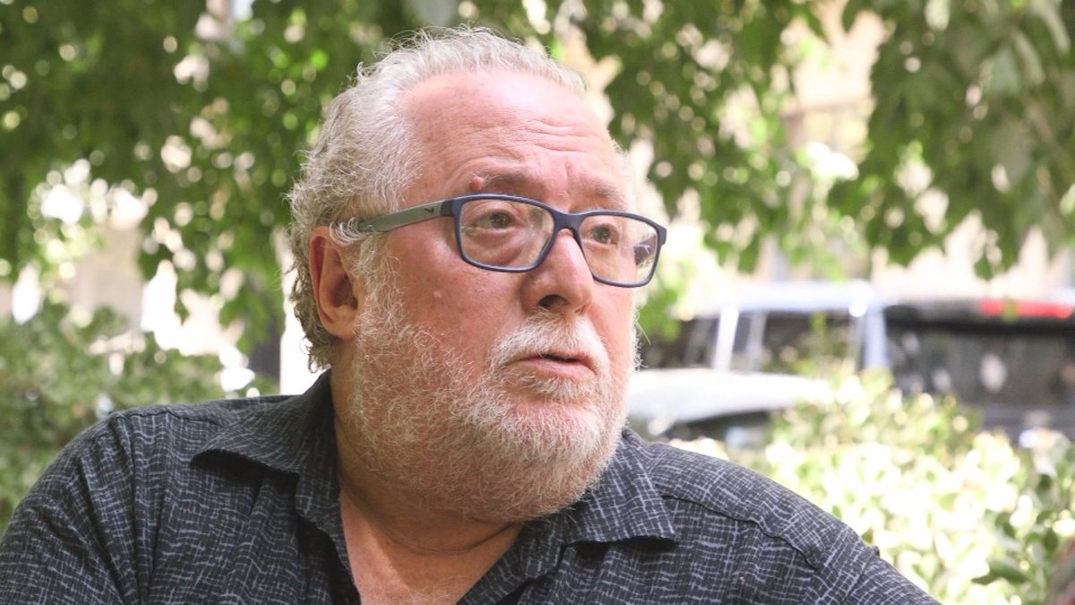 Qué dolor inmenso.
Ha fallecido un líder invisible para muchos , muy presente para muchos otros/as.

Marcel Young.
Un humanista a carta cabal.
Mis condolencias a su familia y amigos.

Sólo tengo hermosos recuerdos de Marcel ser humano y Camarada DC.
Uno muy especial... El cariño