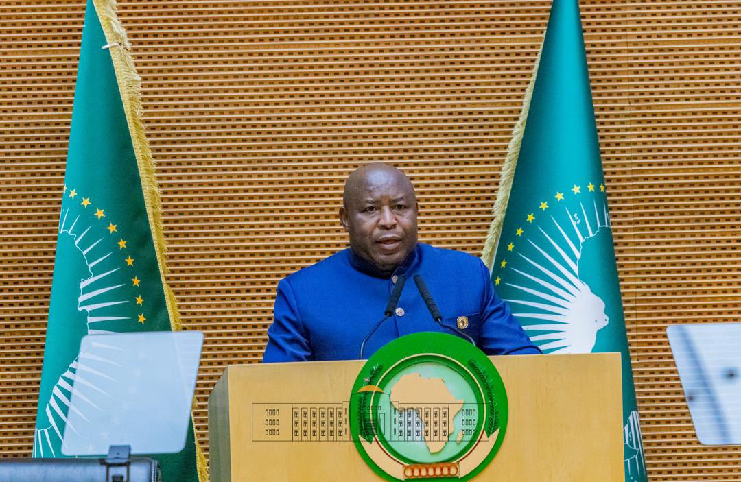 CnddFdd_Russia's tweet photo. La section du @CnddFdd #Russie adresse ses sincères félicitations à S.E @GeneralNeva , Président  🇧🇮 et de l’@_AfricanUnion, et lui souhaite plein succès dans le renforcement de l’intégration continentale, la promotion de la paix et de la stabilité.
#Burundi4Africa
@NtareHouse https://t.co/s8TNyLAeCL