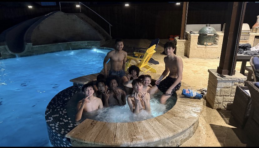 Lone Star Basketball tweet media