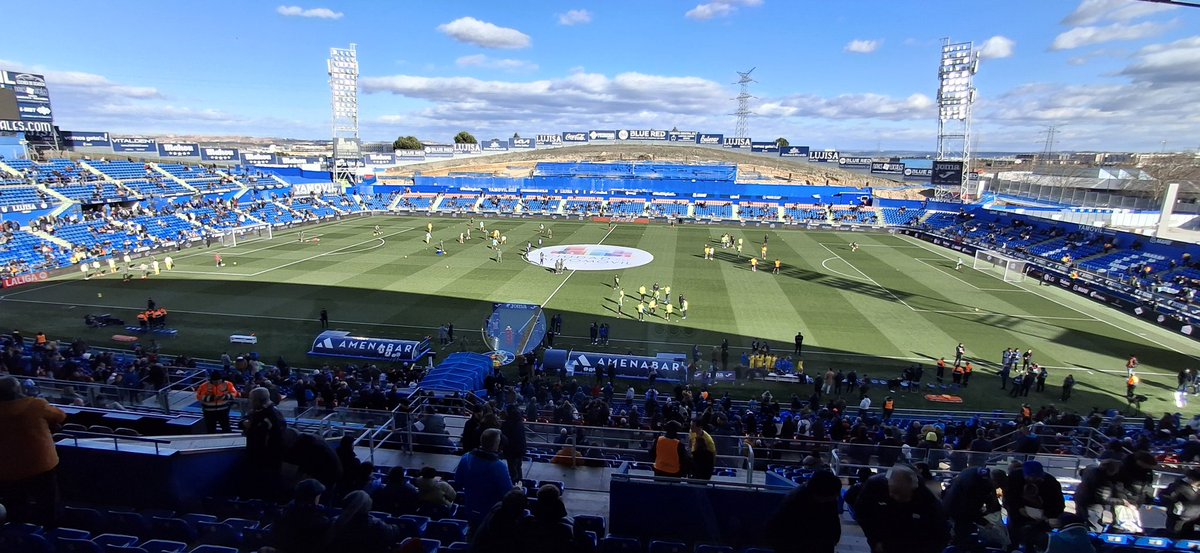 BorjaInzaRTVE's tweet photo. A las 16:15h en el Coliseum, @GetafeCF - @VillarrealCF , como siempre en "Tablero deportivo", en RADIO NACIONAL @rne @RNEdeportes con @lucasgarper
#Vamooosss https://t.co/c5T4wxMtzc