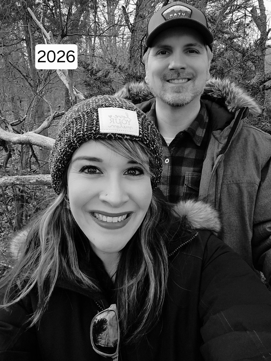 Listen2theRain's tweet image. 12 Valentine's Days together! So blessed to have the best! ❤️❤️😍