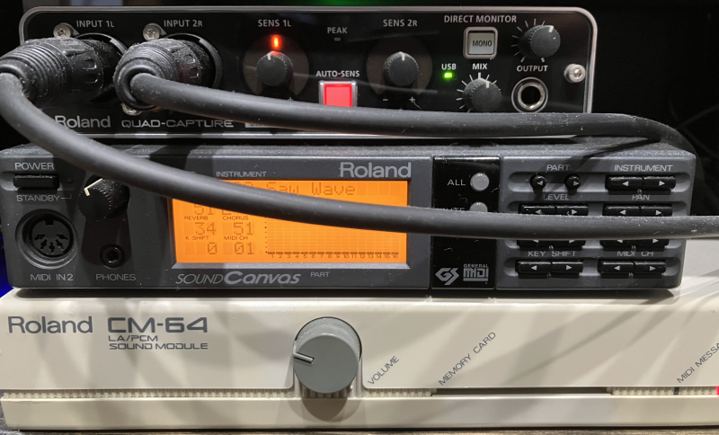 Pn57_91's tweet photo. 一番上がUA-55。そ���下がSC-55とCM-64で、レトロPCのMIDI再生環境としてはほぼ最強の組み合わせ。昔はSC-55mkIIやLAPC-Nを持っていたが、どこかのタイミングで処分してしまった…。

#みんなのRoland見せて https://t.co/aL3veoqYuz