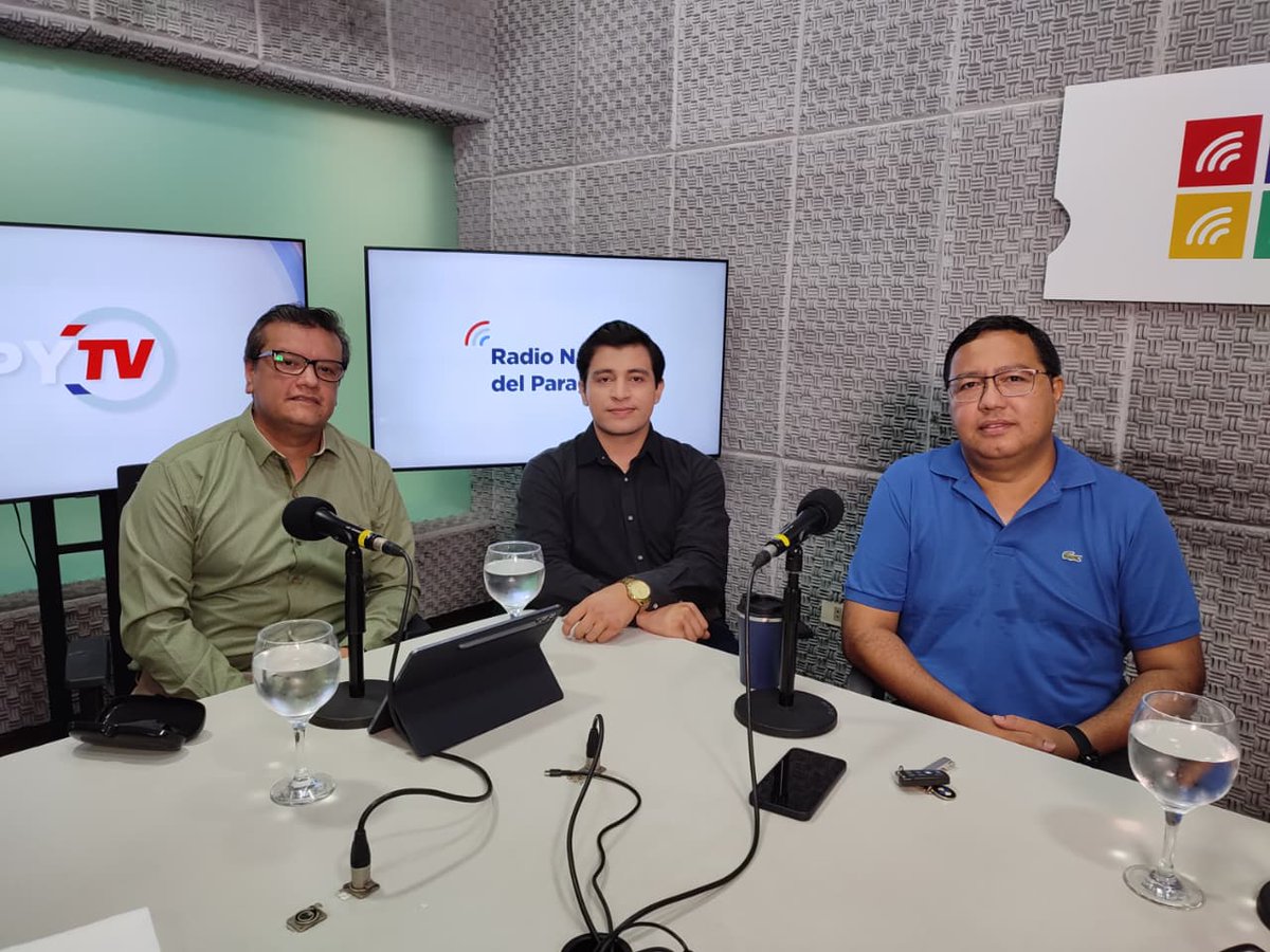 Arrancamos #InvestigandoDeUNA con <a href="/MilsonGodoy/">Milson De Jesús Godoy Caballero</a>   con el Dr. Pedro Caballero, de 12 a 14. Hoy nos visita el 🗣️Prof. Dr. Ángel Rincón, investigador de la <a href="/una_py/">Universidad Nacional de Asunción</a>  para hablar de los Vehículos Eléctricos en Paraguay a través de créditos de carbono

📻#920AM 
📺15.2 
📺<a href="/ParaguayTVHD/">Paraguay TV</a>