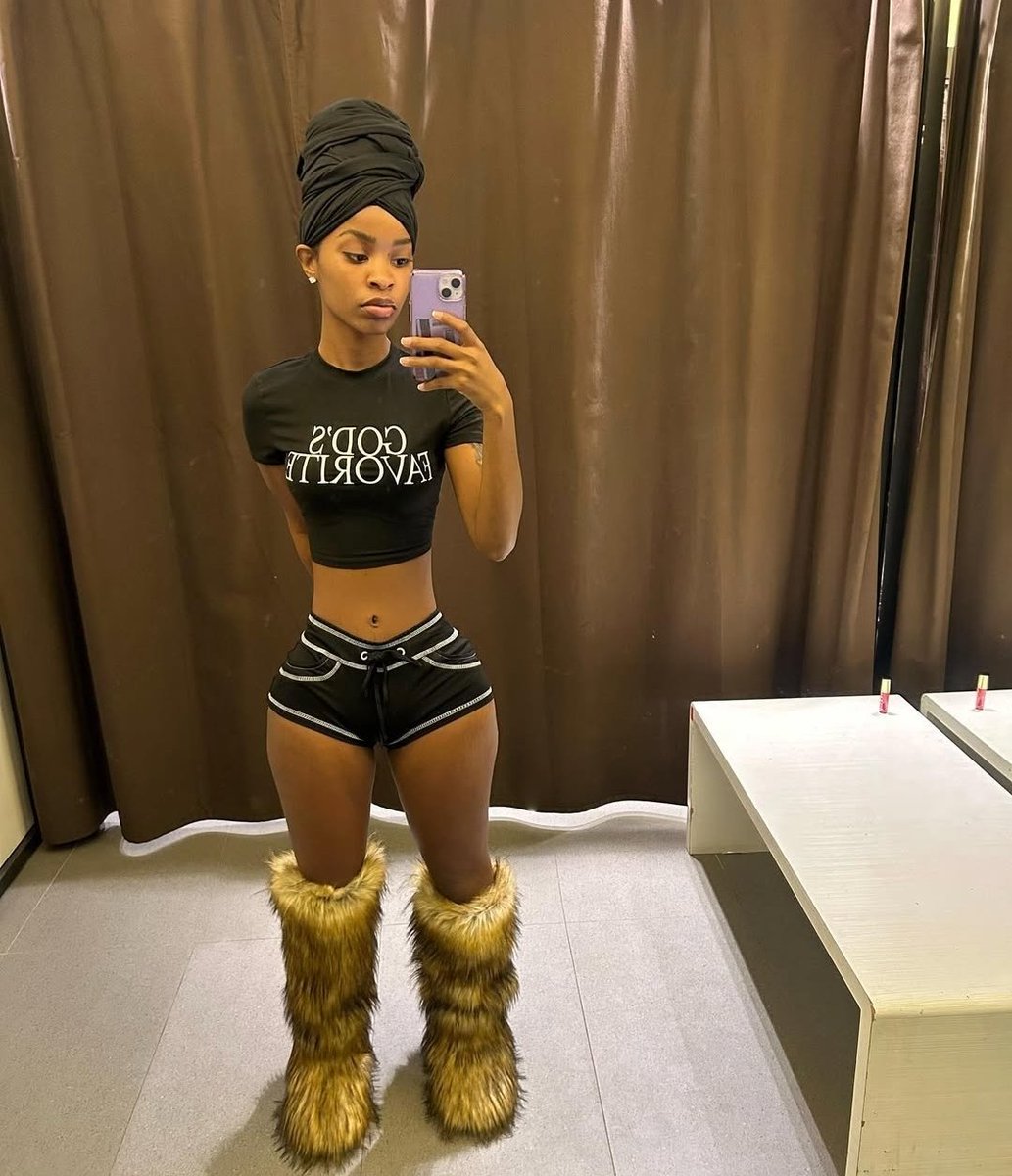 Ama 2000 tweet media