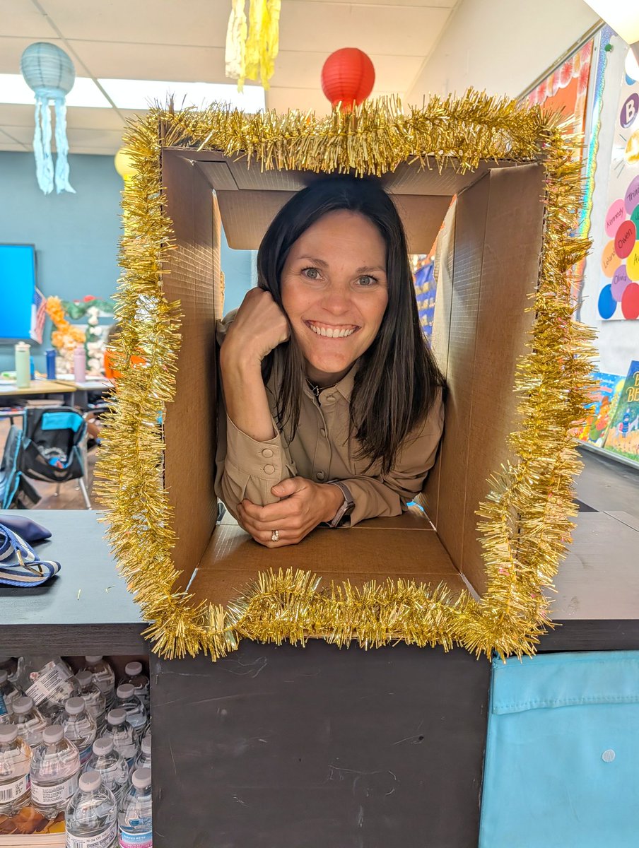 SamRainer's tweet photo. Happy Valentine's Day to the love of my life. An amazing wife, mom, and teacher. She lights up our home, church, and her first grade classroom. I'm thankful for every day with @erinrainer. https://t.co/kKQE6N2Iyb