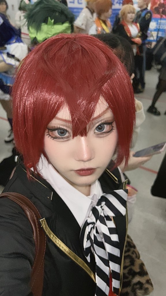 何回も擦るようでごめんね💦
これでいるから！
ウィッグ若干クオリティあげたから！！！アイデンティティは崩しません^^