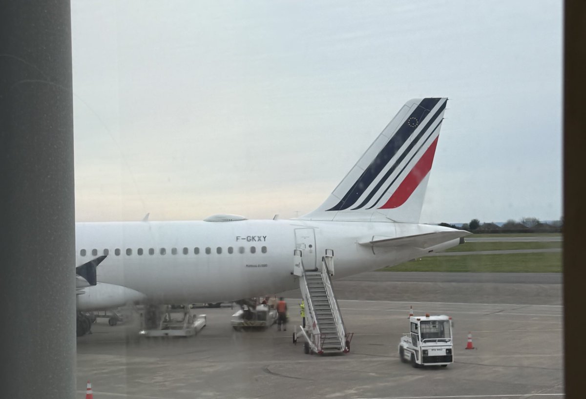 George Moore tweet media