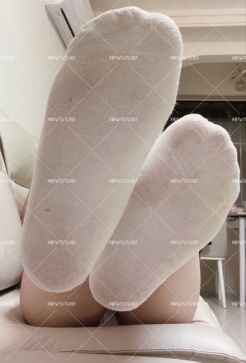 YWTUTU101's tweet photo. 抽送棉袜 关注➕转发➕点赞➕评论就可以参与抽奖 #原味袜子 https://t.co/ajne3cLB50