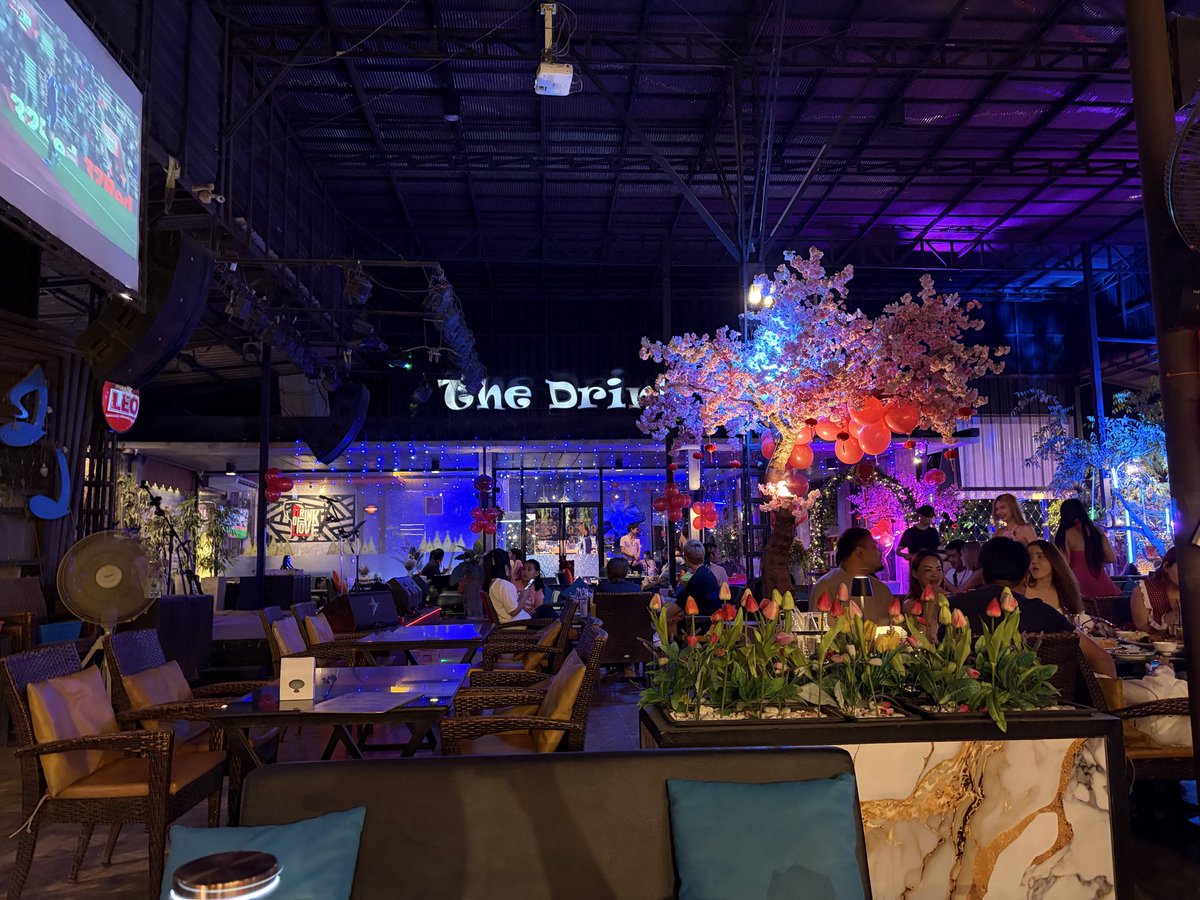 มารยาททางสังคม tweet media