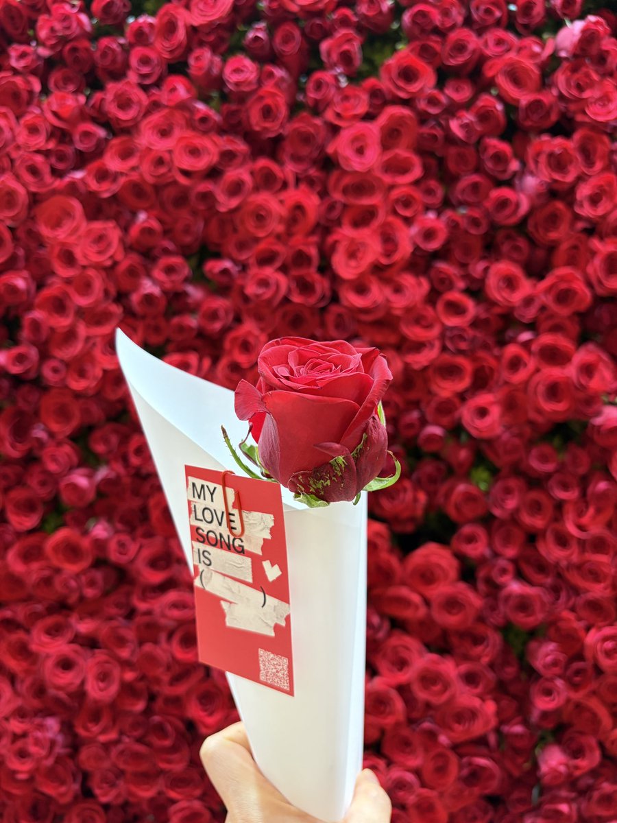 Ohhh god to be loved like this how am I deserving them😭😭😭😭