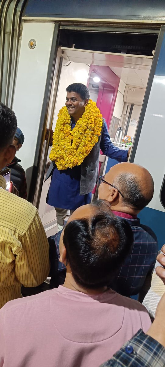 Vijay Kumar Bandhu tweet media