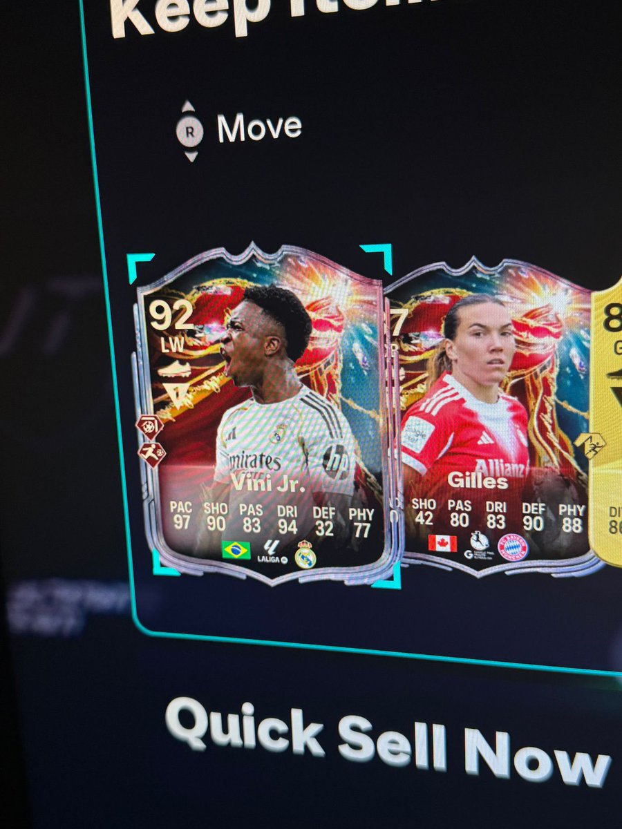 FifaTradingRomania tweet media