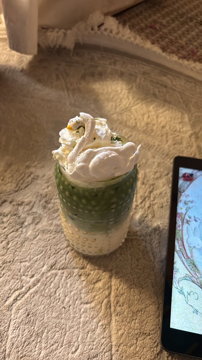 rnem6_6's tweet photo. swan matsha🍵🦢 https://t.co/YaSHx0mzle