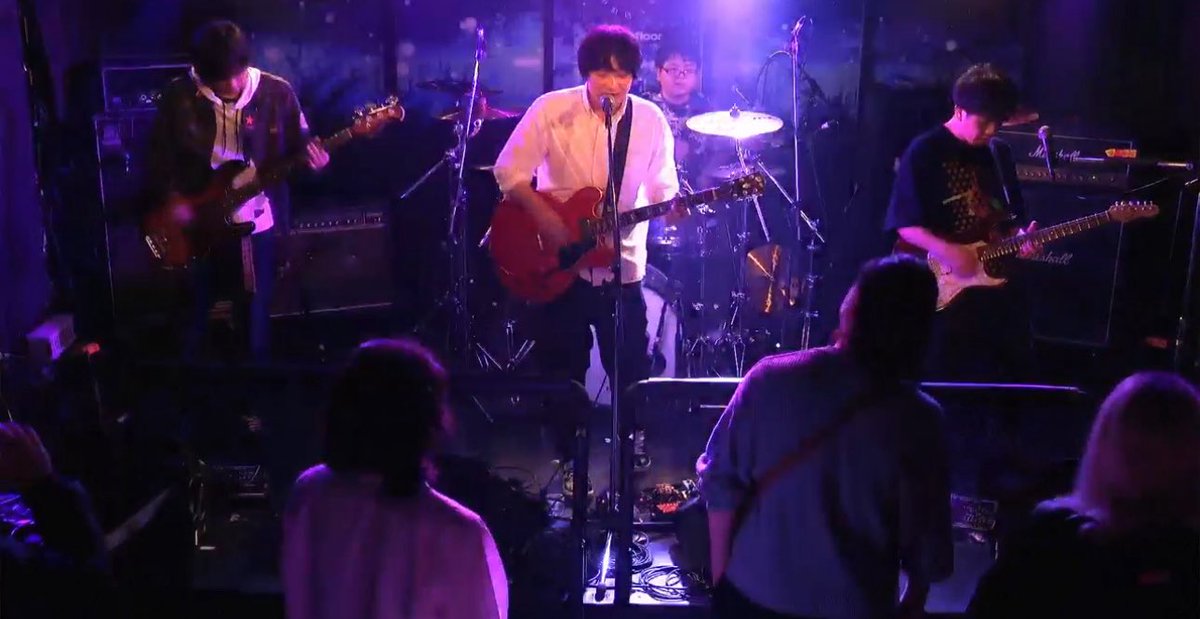 ハイカーシック tweet media