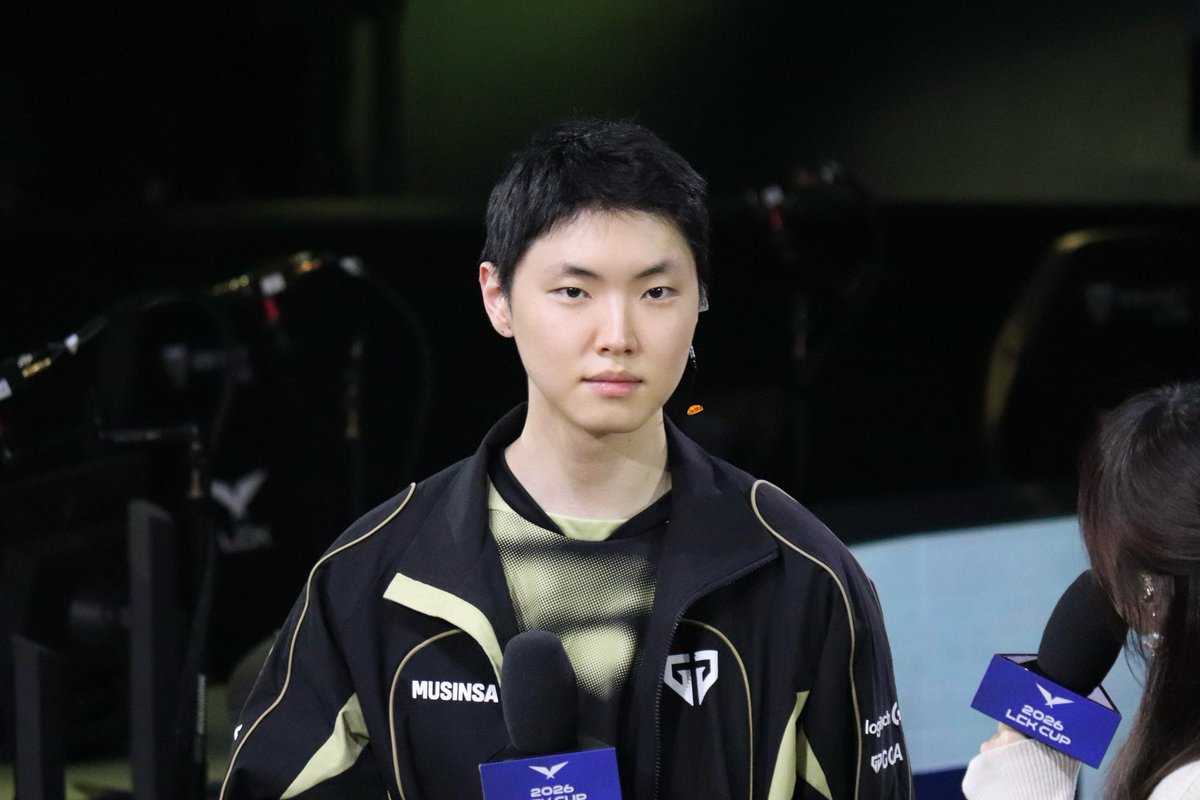 260214 LCK CUP GEN vs DK
POM 인터뷰
#쵸비 #Chovy