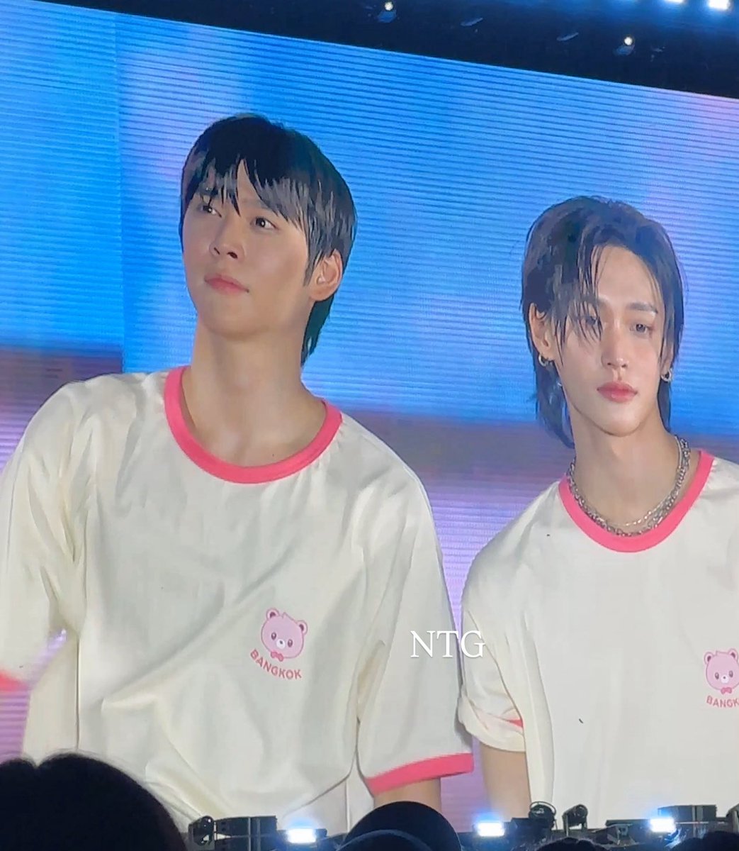 พี่อึนซอก น้องวอนบิน น่ารักมาก ๆๆ หินเบ้บจอใหญ่ 🪨🎸🤍#SMTOWNLIVE2025_26_BANGKOK