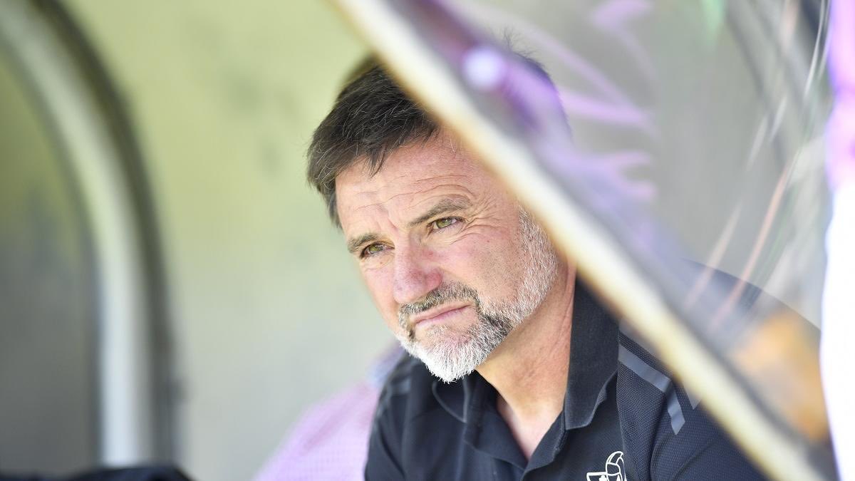 Cuánto me alegro de la actual dinámica del <a href="/CPCacerenoSAD/">CP Cacereño 🟢🐉</a> principalmente por Julio Cobos.

Cuando gana el equipo, él se pone en un segundo plato. Y cuando pierde, es el primero en salir. En diciembre querían echarlo desde algún sector de la afición, la temporada pasada también. Y