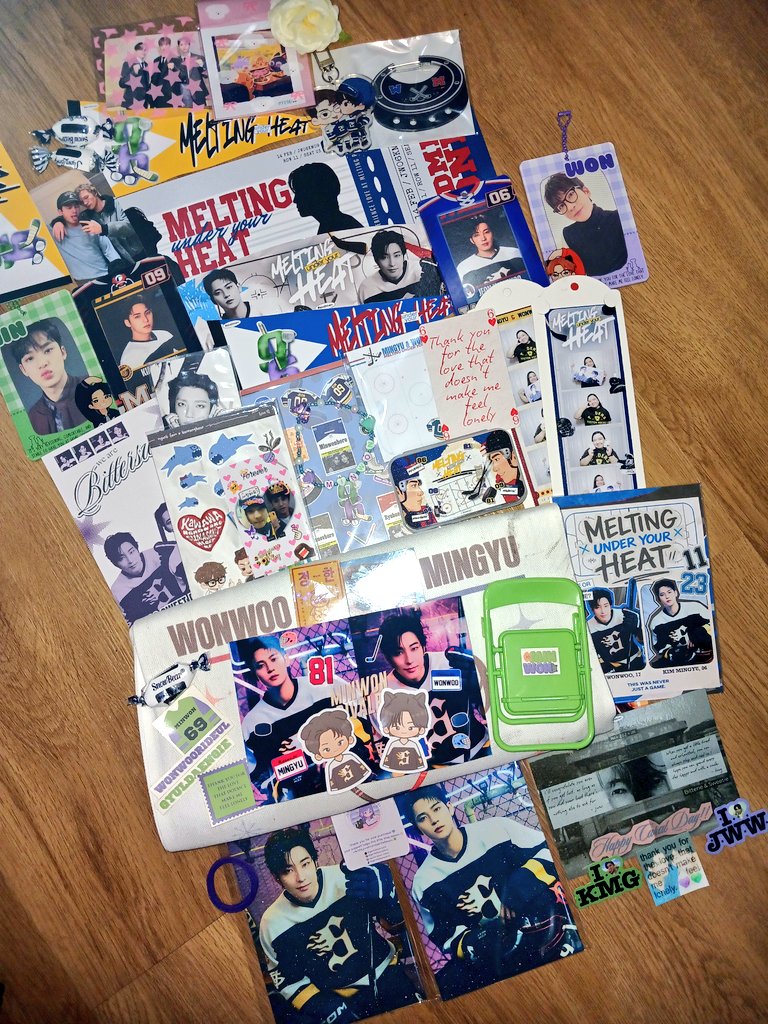 sweetiebitterie's tweet image. finally got home, dami ko pa kasi side quest na ginawa 😭 here's what i've got from the minwon eventtttt im so happy (kahit di nanalo yarne sha sa raffle haha) sa mga nagbigay po ng freebies tysm! as a soloist nanaman ako ih haha 💗

#MWeltingUnderYourHeat @plus69studios