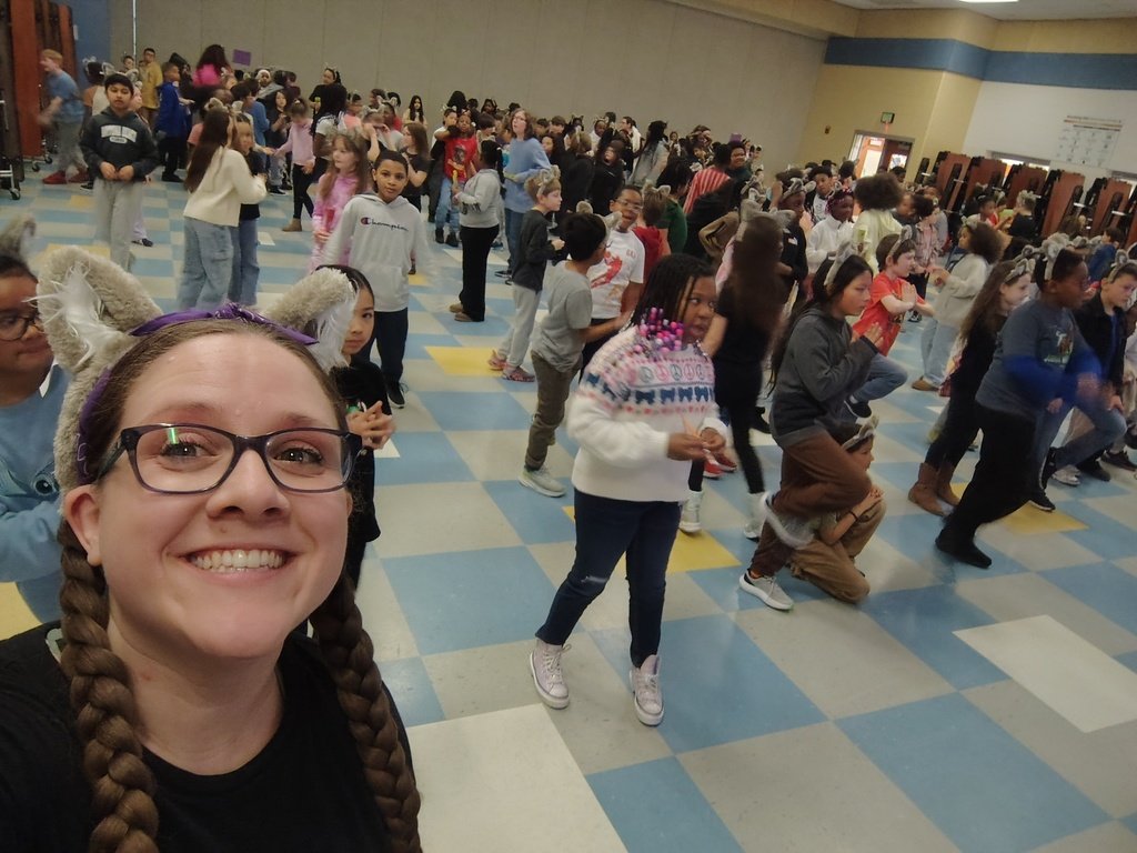 Pershing Hill Elementary tweet media